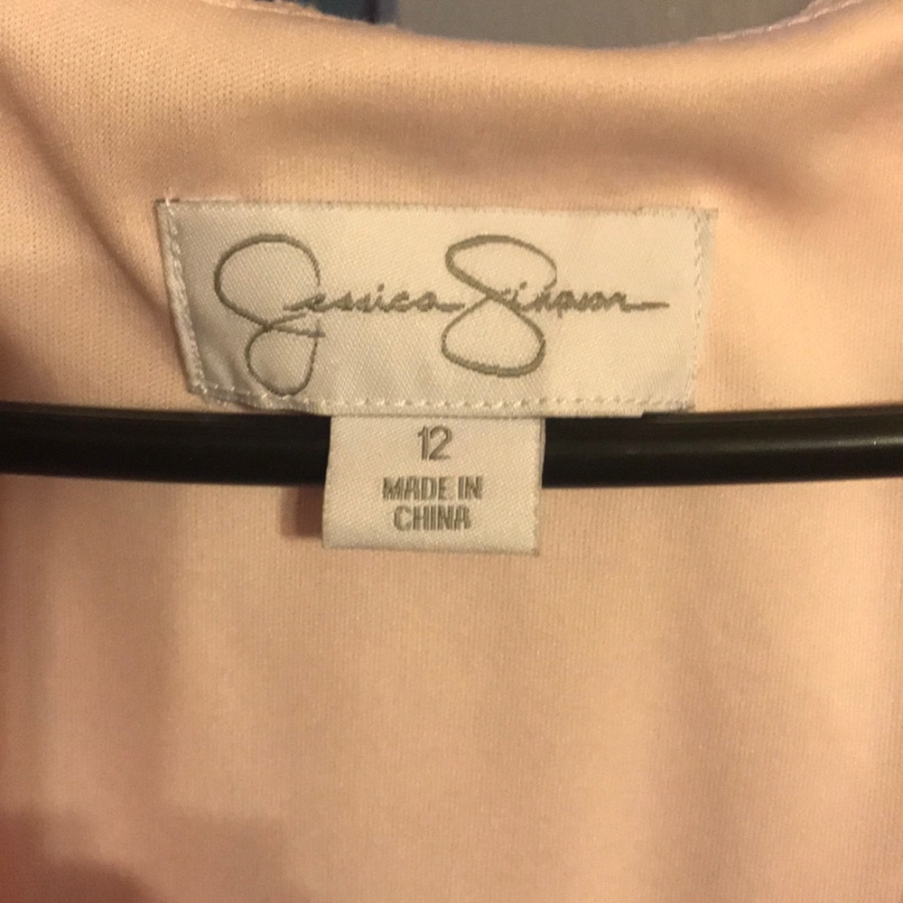 Dress - Picture 4 of 7